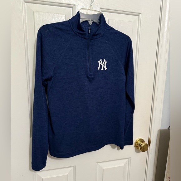 Under Armour Blue New York Yankees  Pullover *GOOD USED CONDITION* - Picture 1 of 6